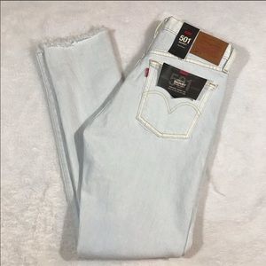 NWT Levi's 501 skinny